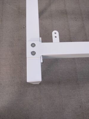 Marco de escritorio para muebles de oficina extensible de 1200-2000 mm de largo, color blanco proveedor